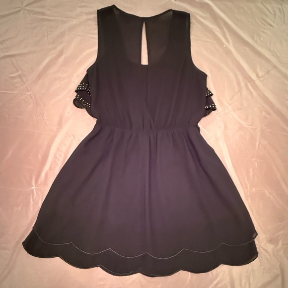 Vintage Y2K Black Sleeveless Scalloped Edge Tiered Mini Dress w/ Beading Small - Picture 4 of 12